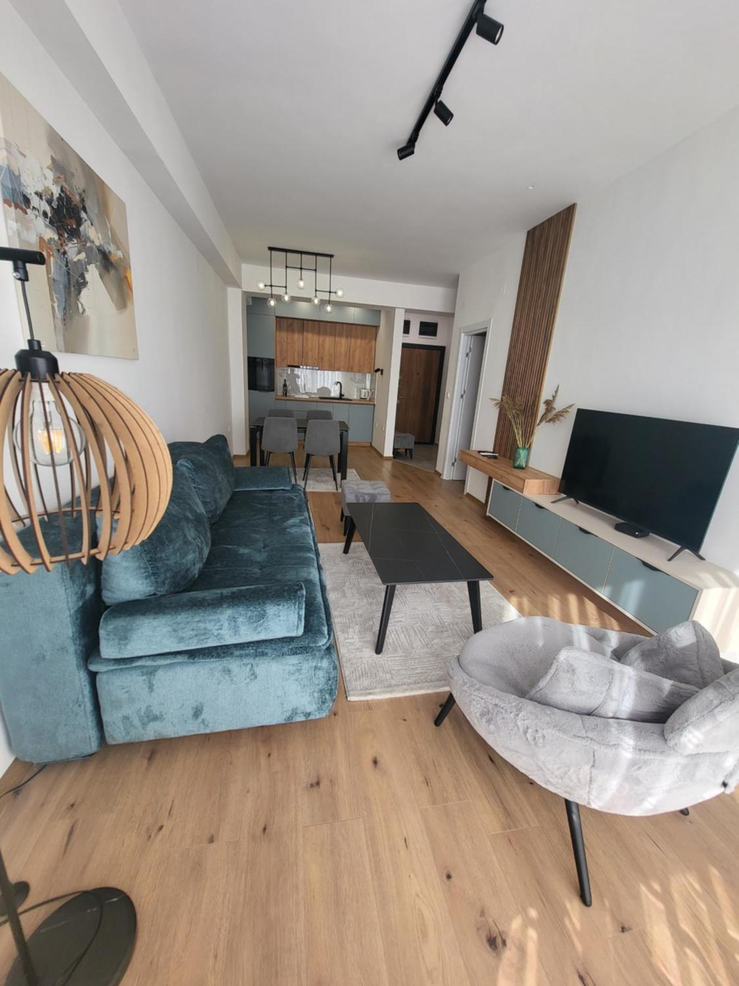 2B Apartment Petrovec Buitenkant foto